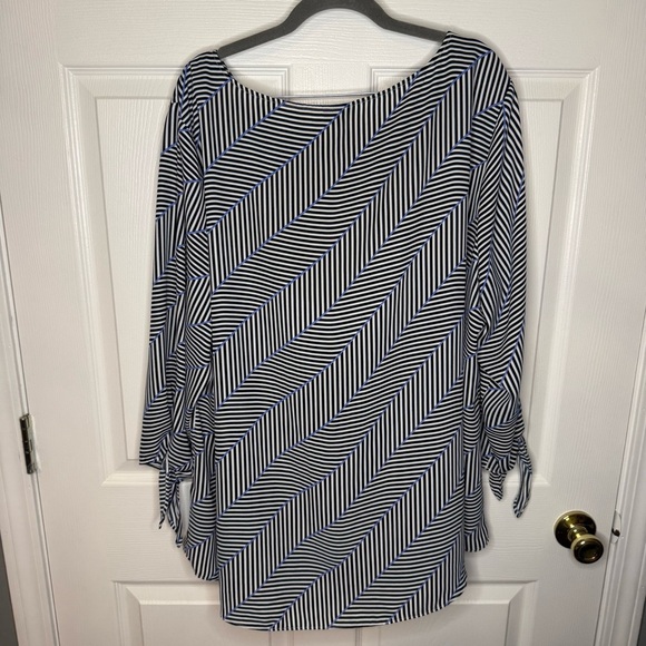 Talbots Women Blue, Black, and White Striped Blouse Size 3X Plus GUC - Picture 6 of 6